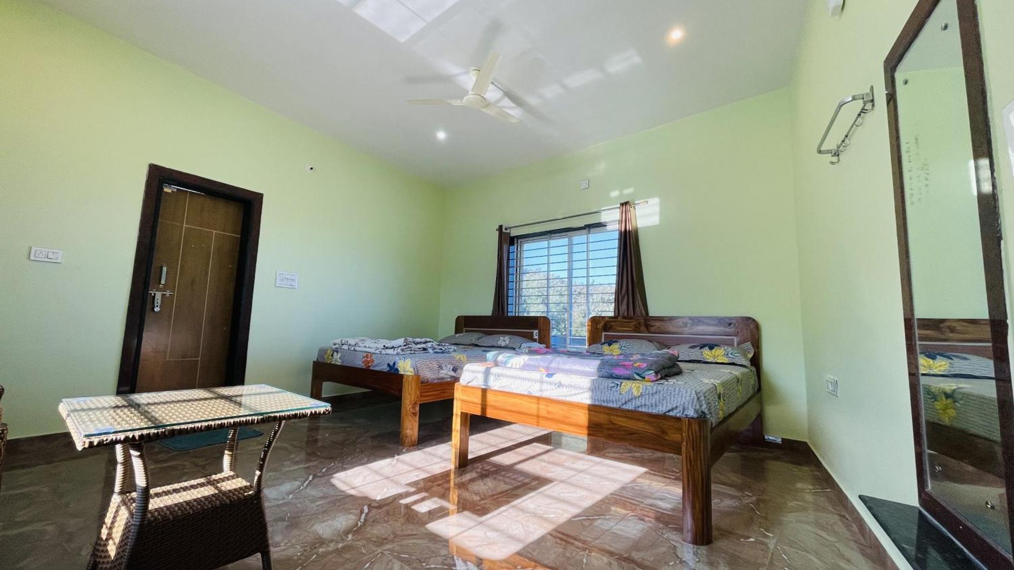 Rashi Z View Estate Stay Tarikere Esterno foto