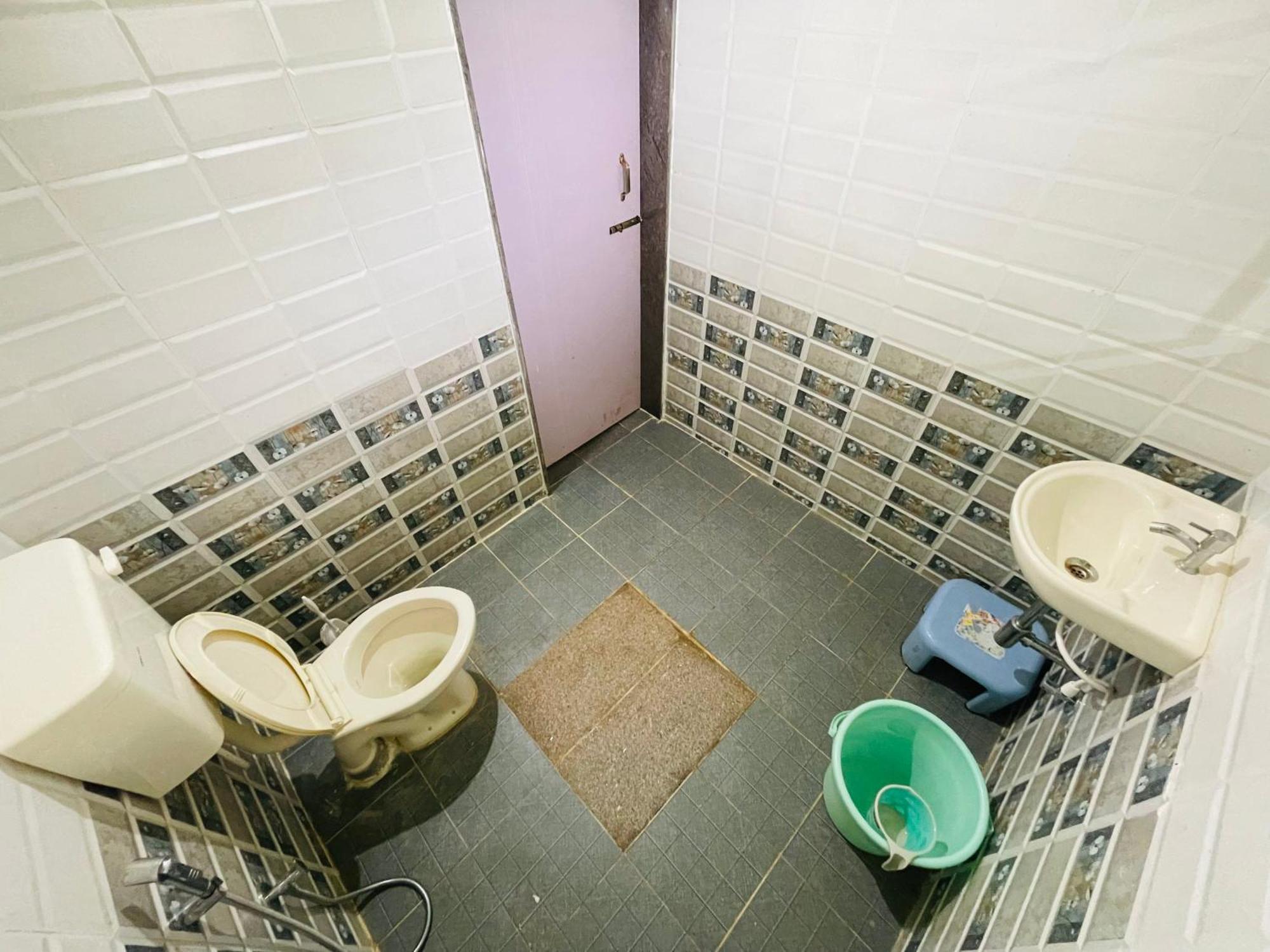 Rashi Z View Estate Stay Tarikere Esterno foto