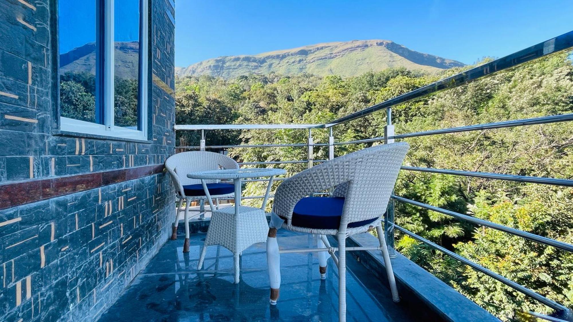 Rashi Z View Estate Stay Tarikere Esterno foto