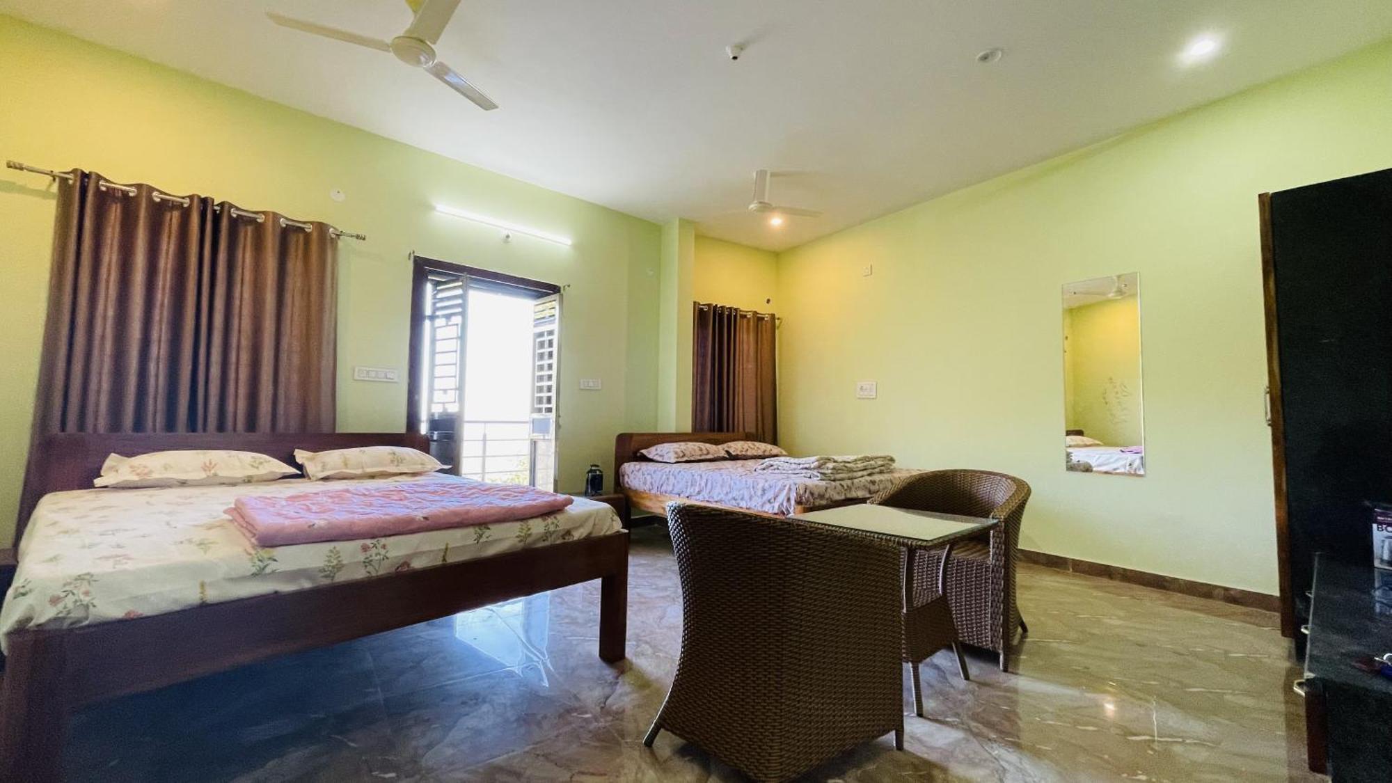 Rashi Z View Estate Stay Tarikere Esterno foto